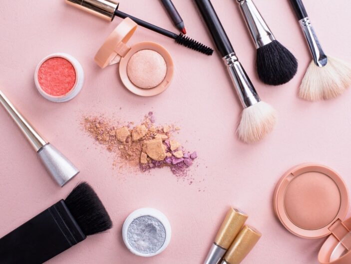 What makeup should a beginner buy?